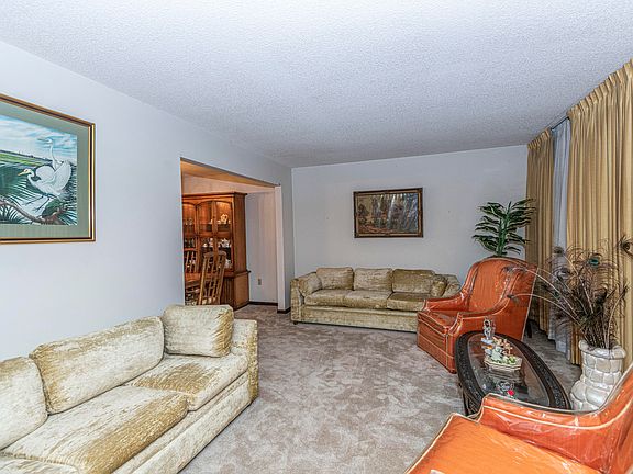 5th image of 1378 W Lenevar Dr