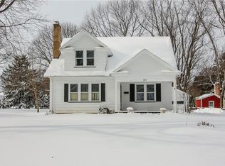 377 Edgewood Ave, Rochester, NY 14618