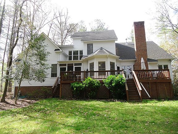 Gorgeous, private yard