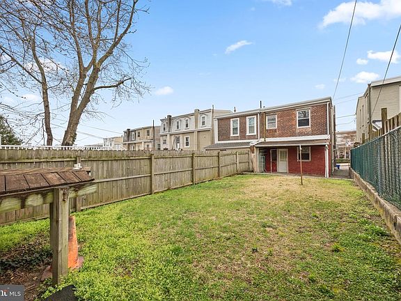 5th image of 4139 Pechin St