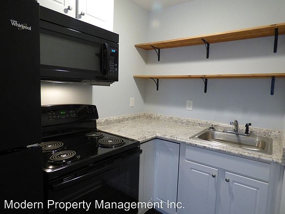 3rd image of 739 Dakota St APT 1