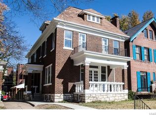 5855 Waterman Blvd, Saint Louis, MO 63112