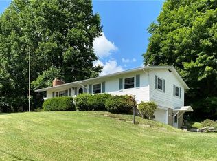 3156 E Lake Rd, Jamestown, PA 16134
