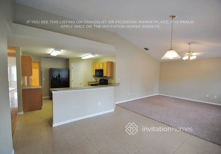 417 Saragassa Ave SW — Photo 7