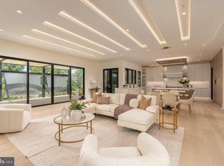 104 Mashie Ct SE, Vienna, VA 22180