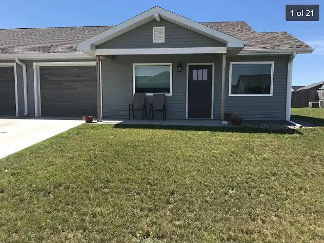 109 Craig Ct — Photo 2