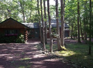 96 Hawthorne Dr, Jim Thorpe, PA 18229