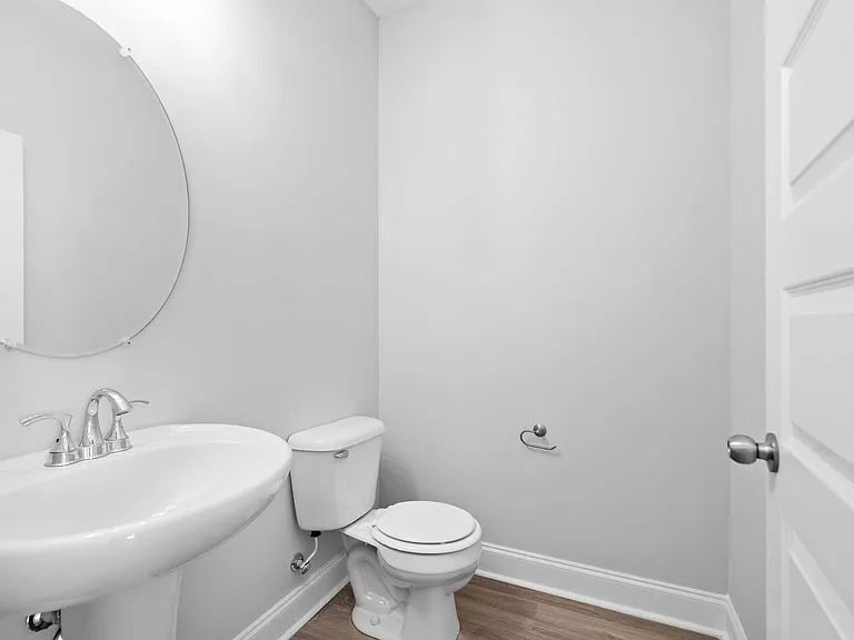 360 Luxury Townhomes — Photo 37