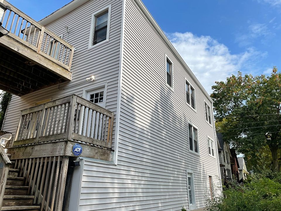 1st image of 1861 N Hoyne Ave #2R