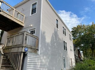 1861 N Hoyne Ave #2R, Chicago, IL 60647