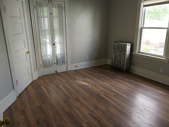 2nd image of 34 Hume Ave #1