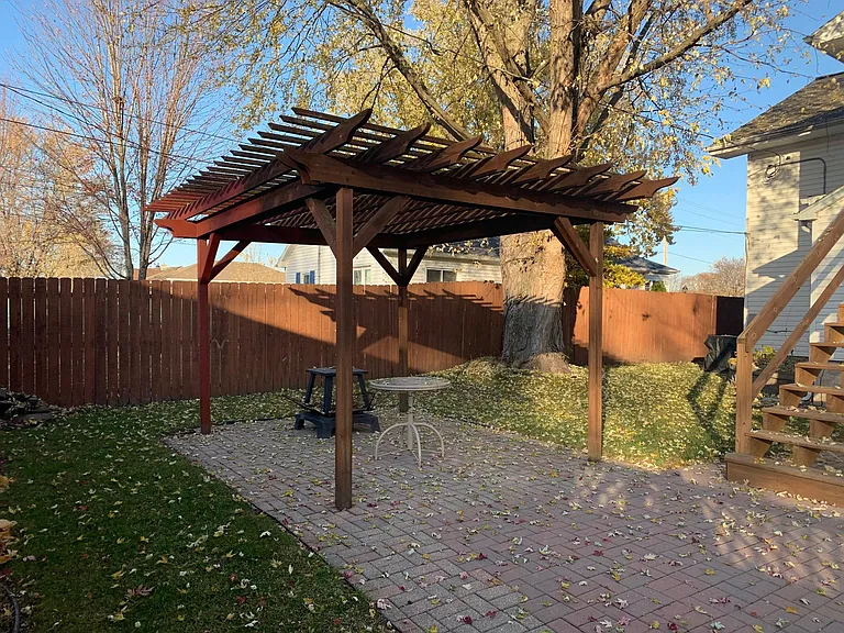 2331 George St — Photo 10