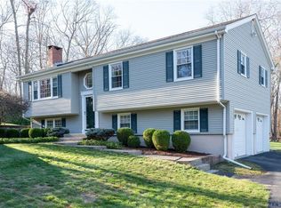 75 Harbor Rd, Colchester, CT 06415