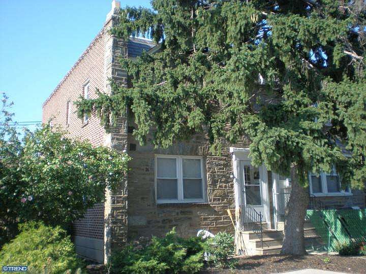 6602617