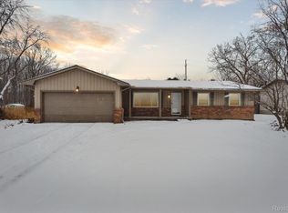 5289 N Georgetown Rd, Grand Blanc, MI 48439