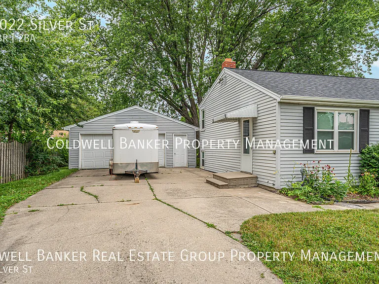 1022 Silver St — Photo 26