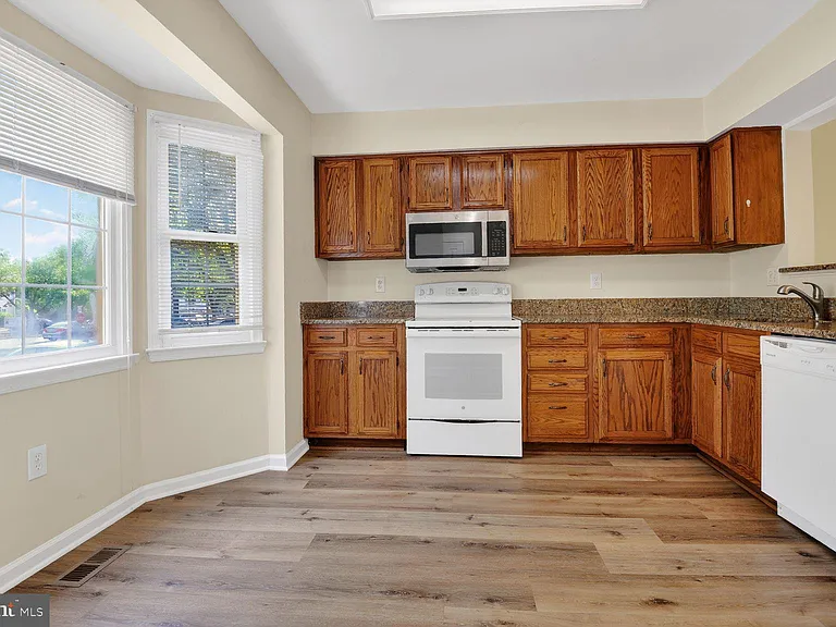 14643 Stone Range Dr — Photo 11