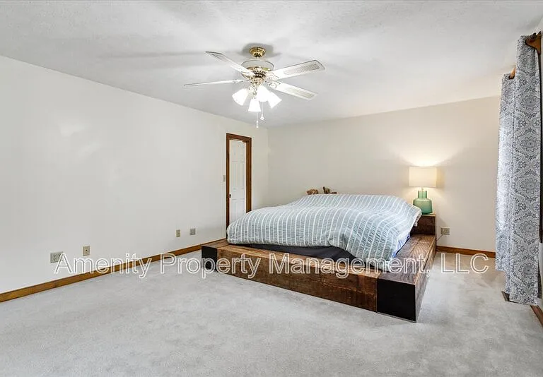 5974 Ladysmeade Ln — Photo 33