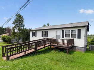 3537 Best Rd, Maryville, TN 37803