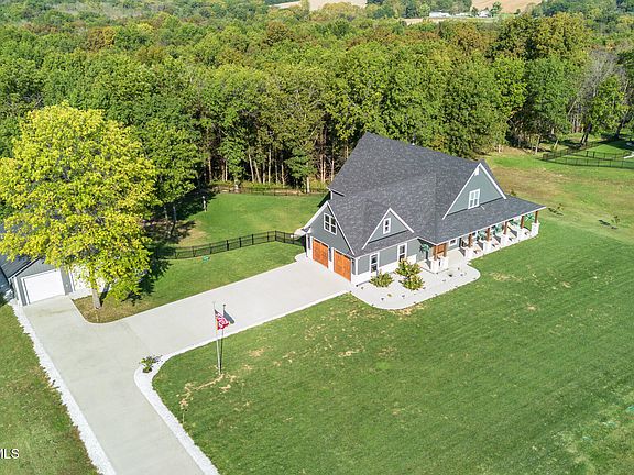4th image of 25400 Silvercrest Ct