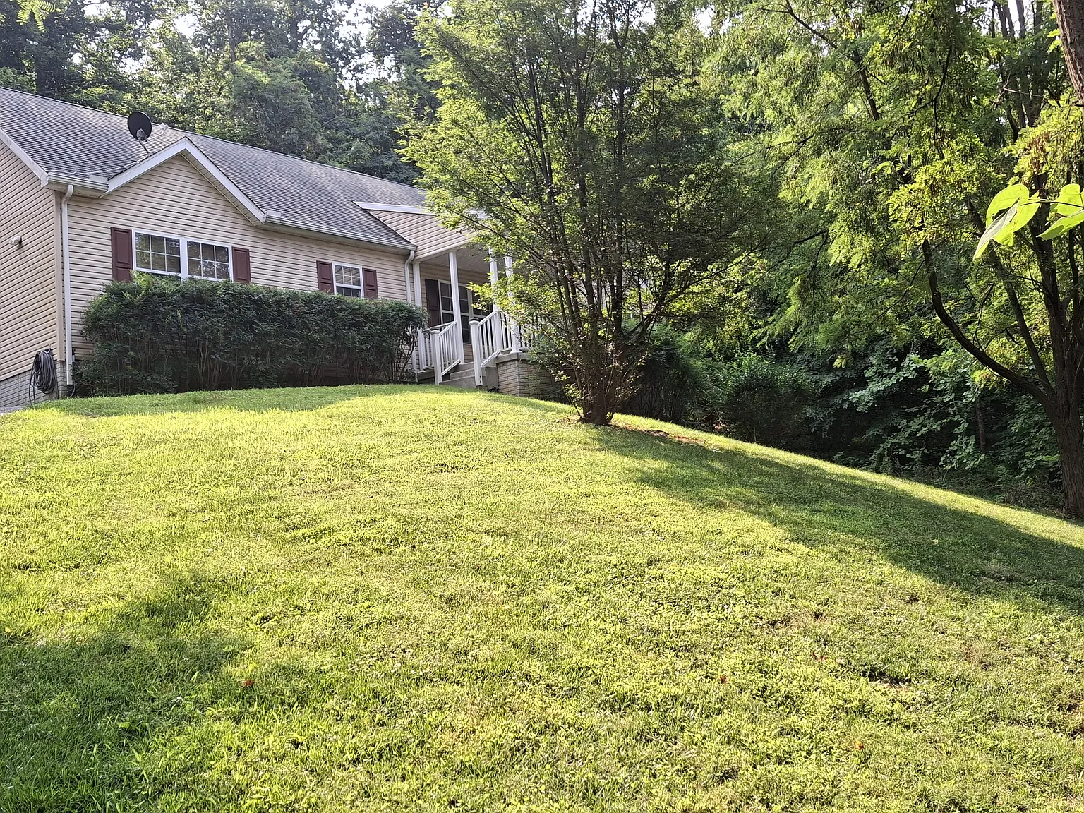 Weverton Rd, Knoxville — Photo 1