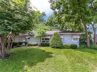 212 N Weston Ave, Elgin, IL