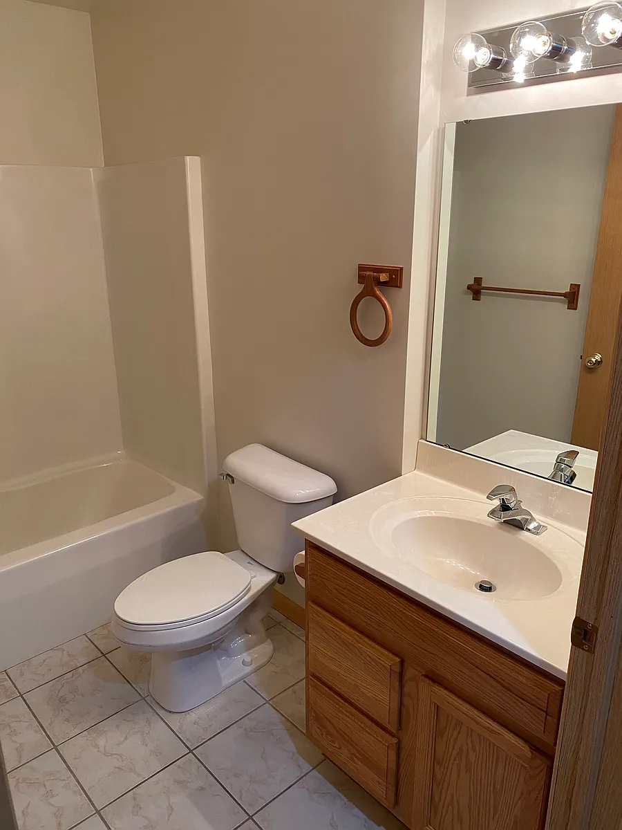 Building Photo - 6230 Nathan Ct