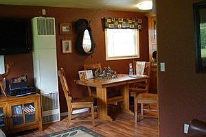 2nd image of 209 Laurelhurst Dr SE