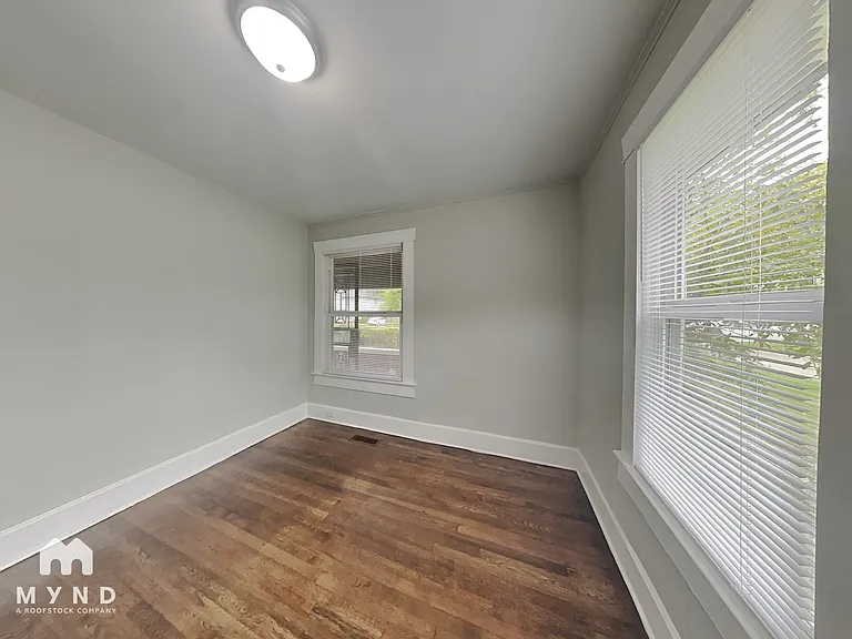 4817 Avenue N — Photo 14