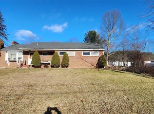 5 Johnson Ln, Sparrow Bush, NY 12780