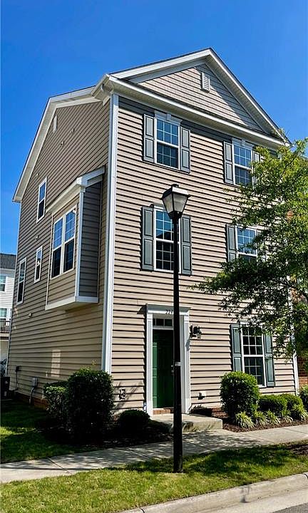 1st image of 224 Breccia Ln