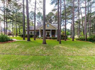 800 Woodland Pne, Jackson, MS 39232