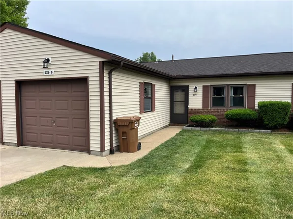 126 Royal Crest Dr Unit G, Seville, OH 44273