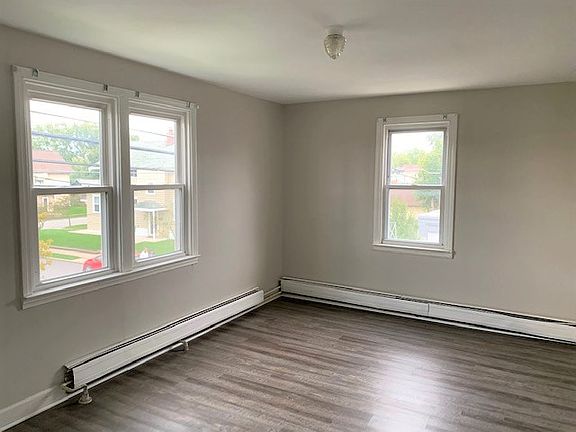 4th image of 697 Englewood Ave APT D