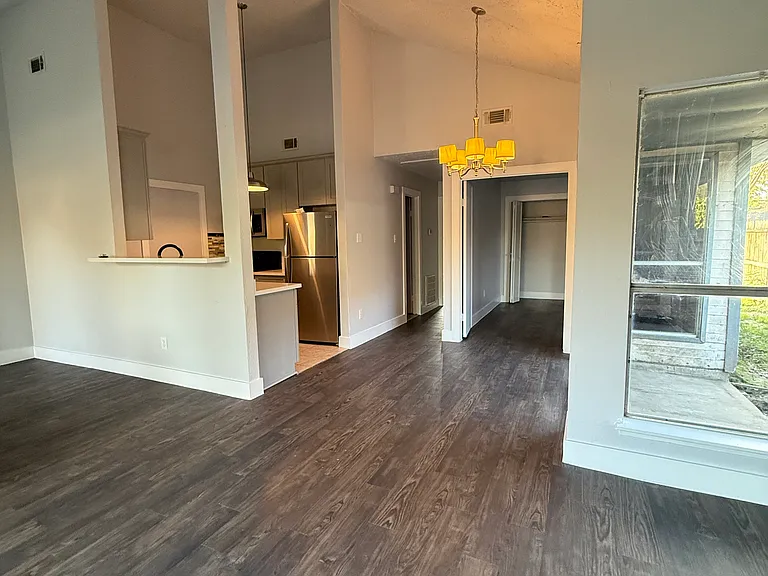 6629 Greenyard Dr — Photo 5