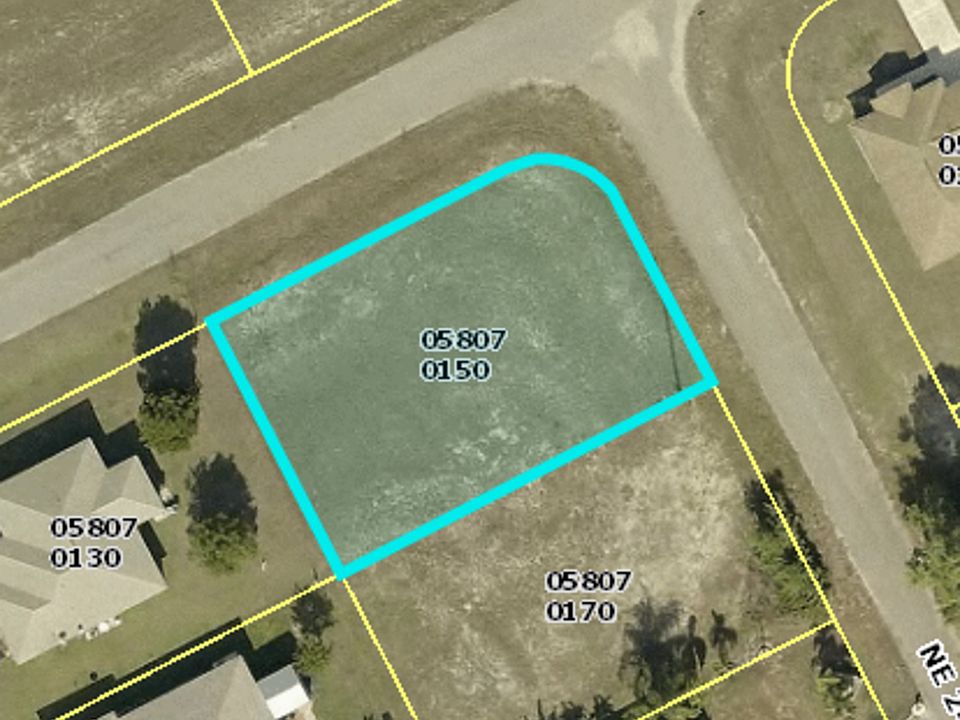 1st image of 4326 NE 24th Pl