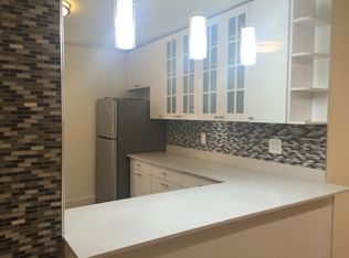 385 E 18th St APT 2C, Brooklyn, NY 11226