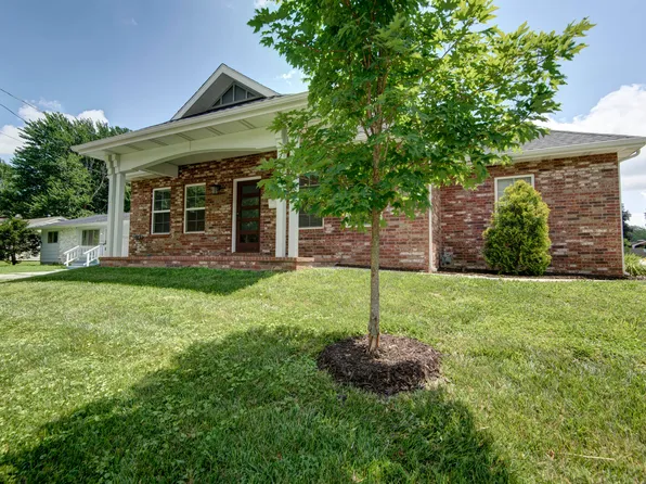 2020 S Valley Road Avenue, Springfield, MO 65804