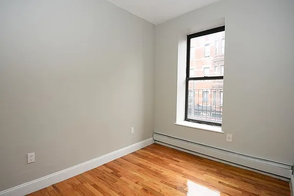 Rented by Compass | media 2