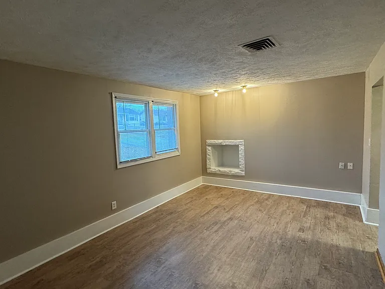 2526 Wayne St #2 — Photo 2