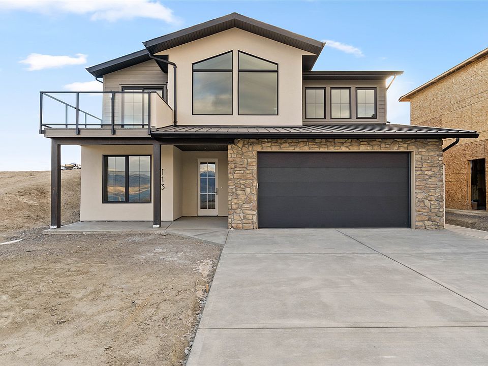1st image of 38 Rue Cheval Cir #113