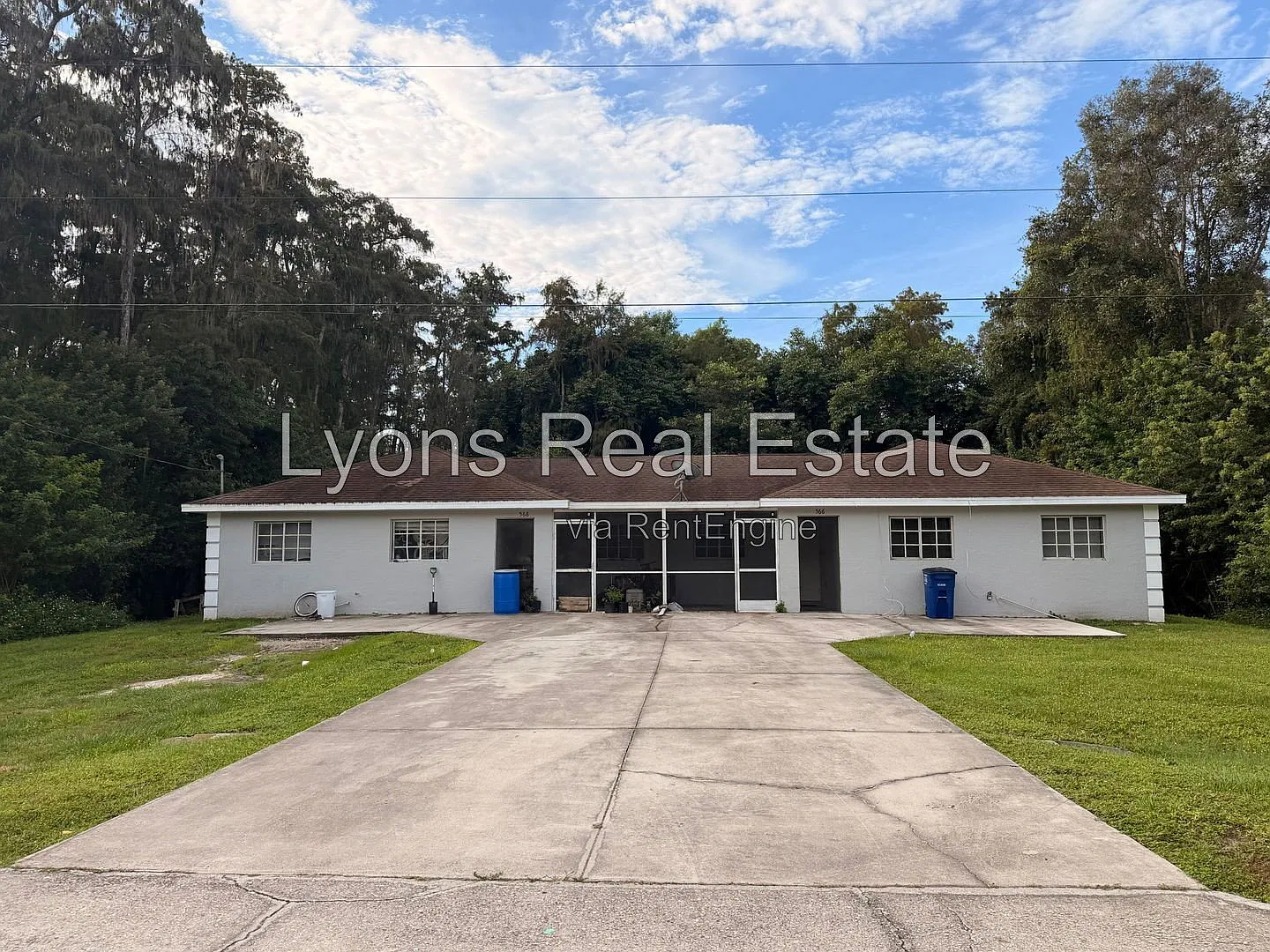 3 bed, 2.0 bath, 1109 sqft, $1,395 — Photo 3