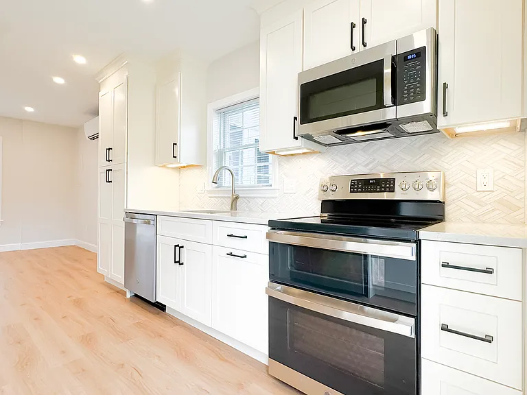 40 Walter St #A — Photo 29
