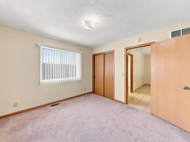 2264 Y St #1 — Photo 3