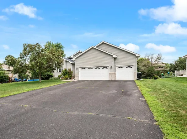 10020 Butternut Ave N, Brooklyn Park, MN 55443