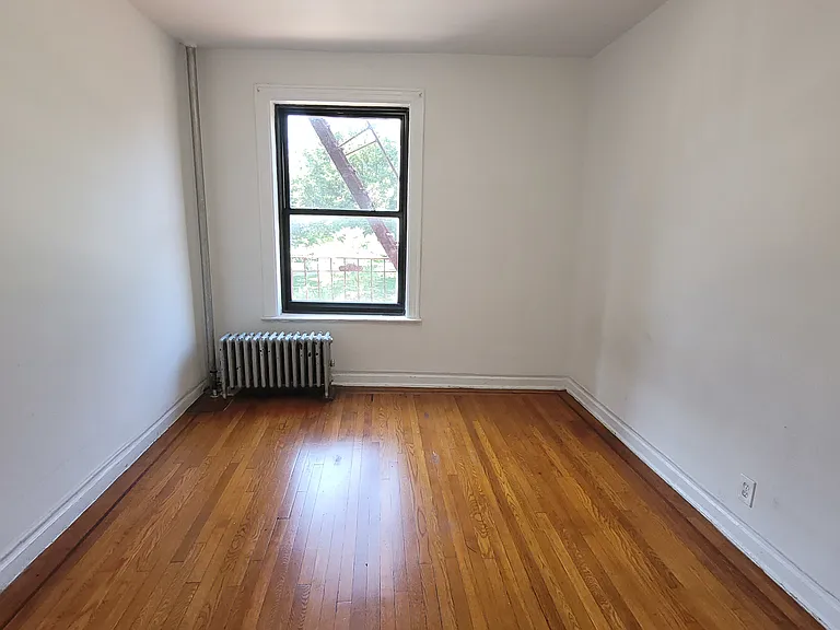 8814 Bay Pkwy #ZC — Photo 11