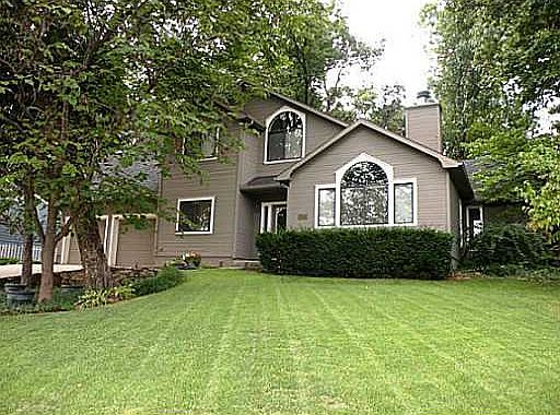 1st image of 3223 Warwick Dr