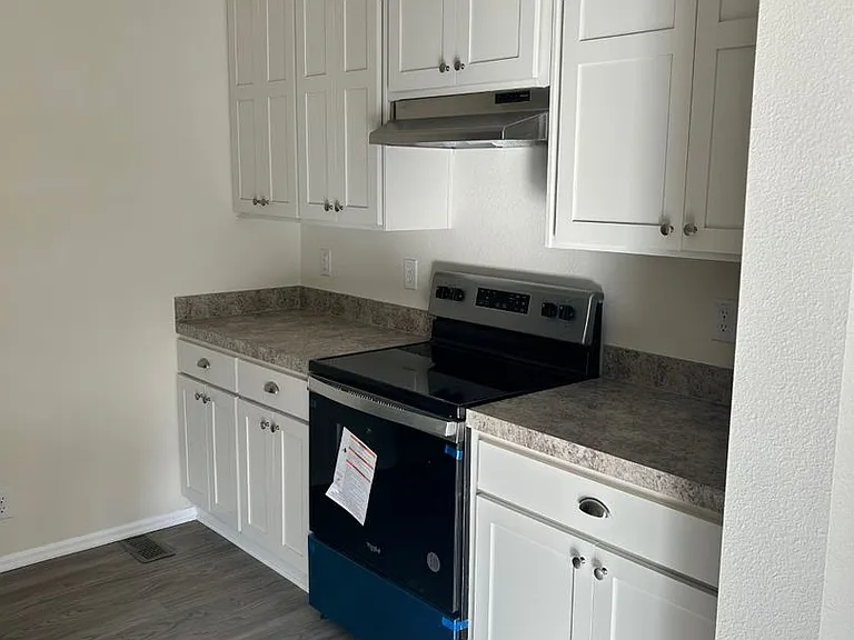 7420 Guide Meridian — Photo 4