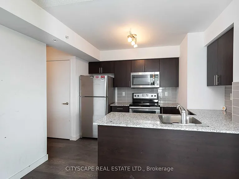 1420 Dupont St #1902 — Photo 4