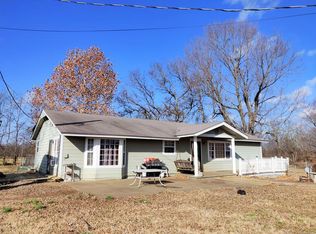 14561 W Mud Valley Rd, Tahlequah, OK 74464